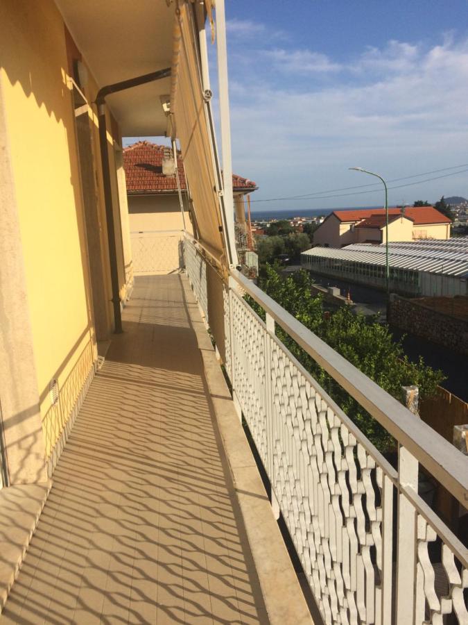 Appartement A Casa Di Nonna Luciana - Trilocale Con Giardino à Ceriale Extérieur photo